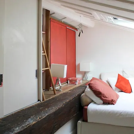 Beautiful Love Nest In The 17th Lägenhet Paris