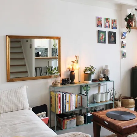 Beautiful Love Nest In The 17th * Paris