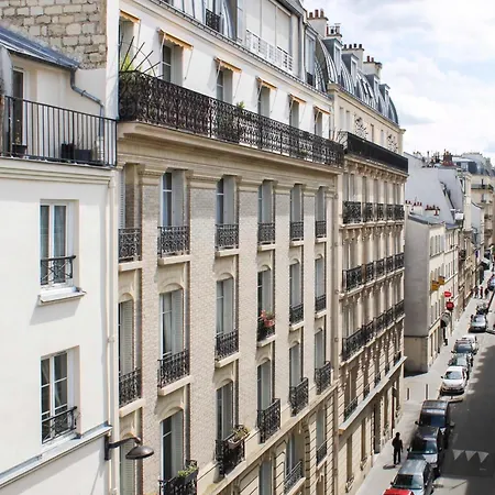 Beautiful Love Nest In The 17th * Paris